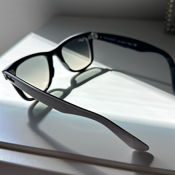 Rayban Wayfarers - Picture 3 of 4